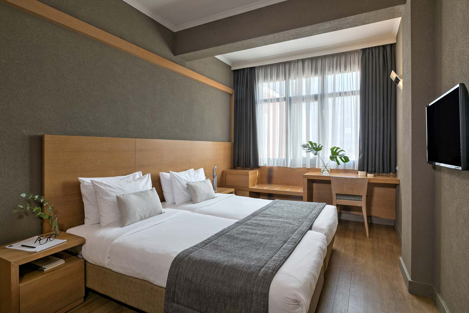 Tiara Holidays - Porto Palace Hotel - comfort room